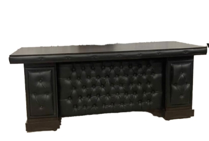 تصویر میز مدیریت مدل رامانا