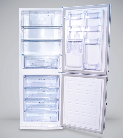 تصویر یخچال فریزر کمبی یورو استار عرض ۷۰ دو اپراتور مدل ENC-70210-RF