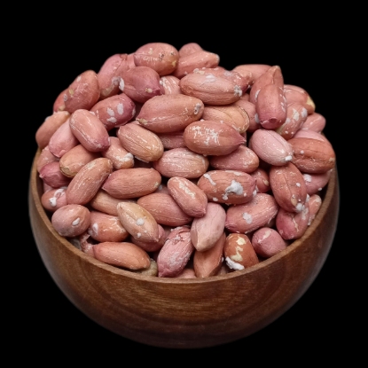 تصویر مغز بادام زمینی آستانه