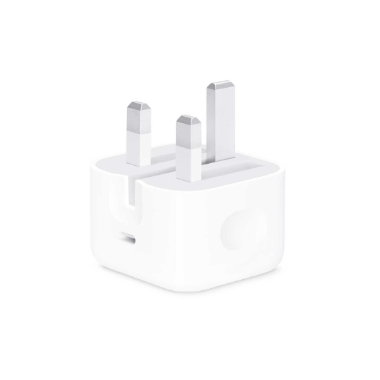 تصویر شارژر ایفون ۱۷ پرو