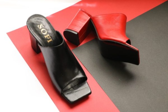 تصویر صندل چرم زنانه مدل ستاره