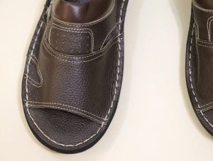 تصویر صندل چرم مردانه KM01